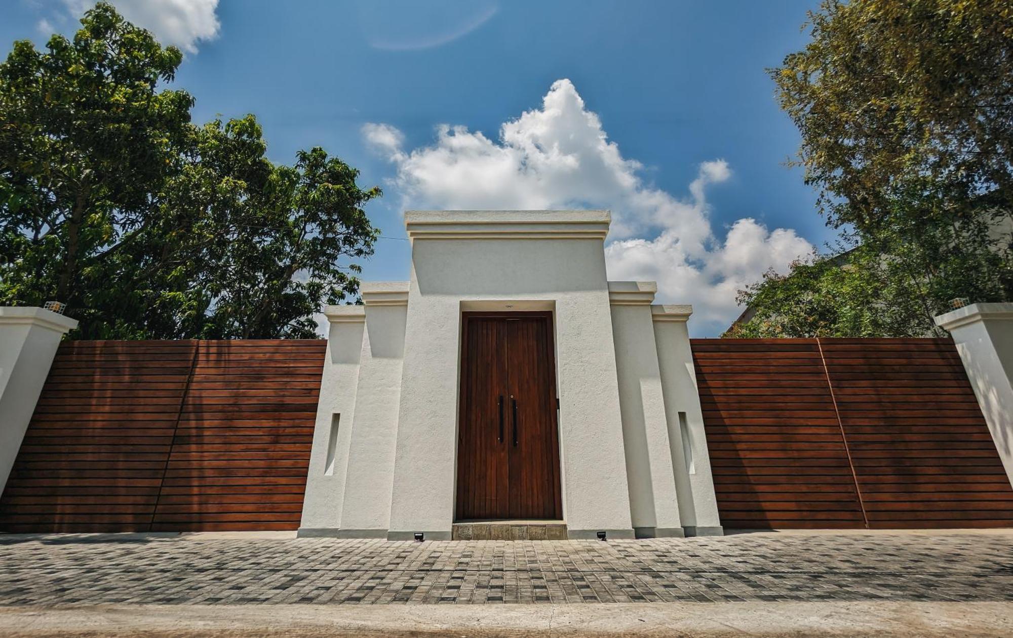 Livin Lush Luxury Retreat Otel Anuradhapura Dış mekan fotoğraf
