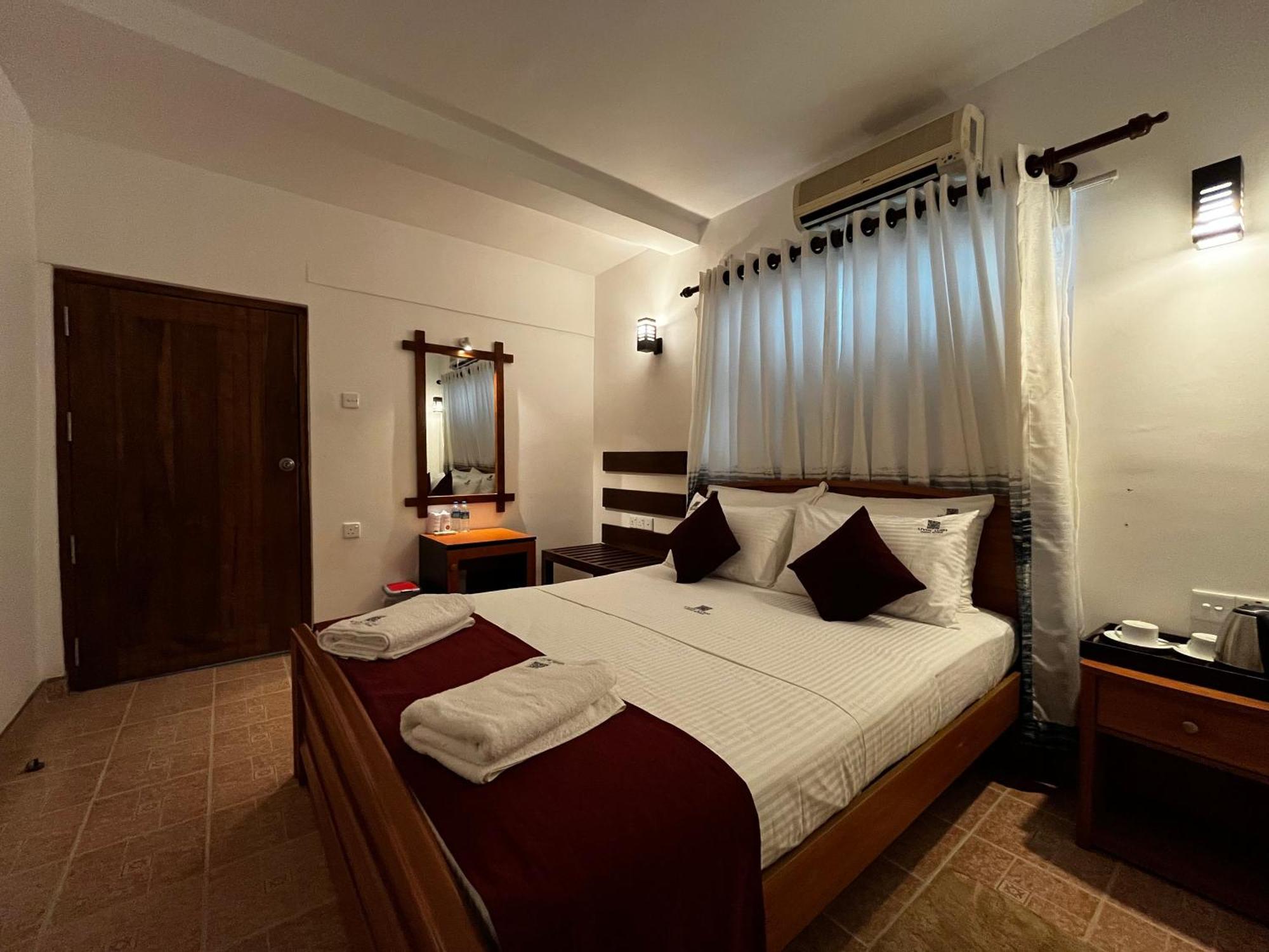 Livin Lush Luxury Retreat Otel Anuradhapura Dış mekan fotoğraf
