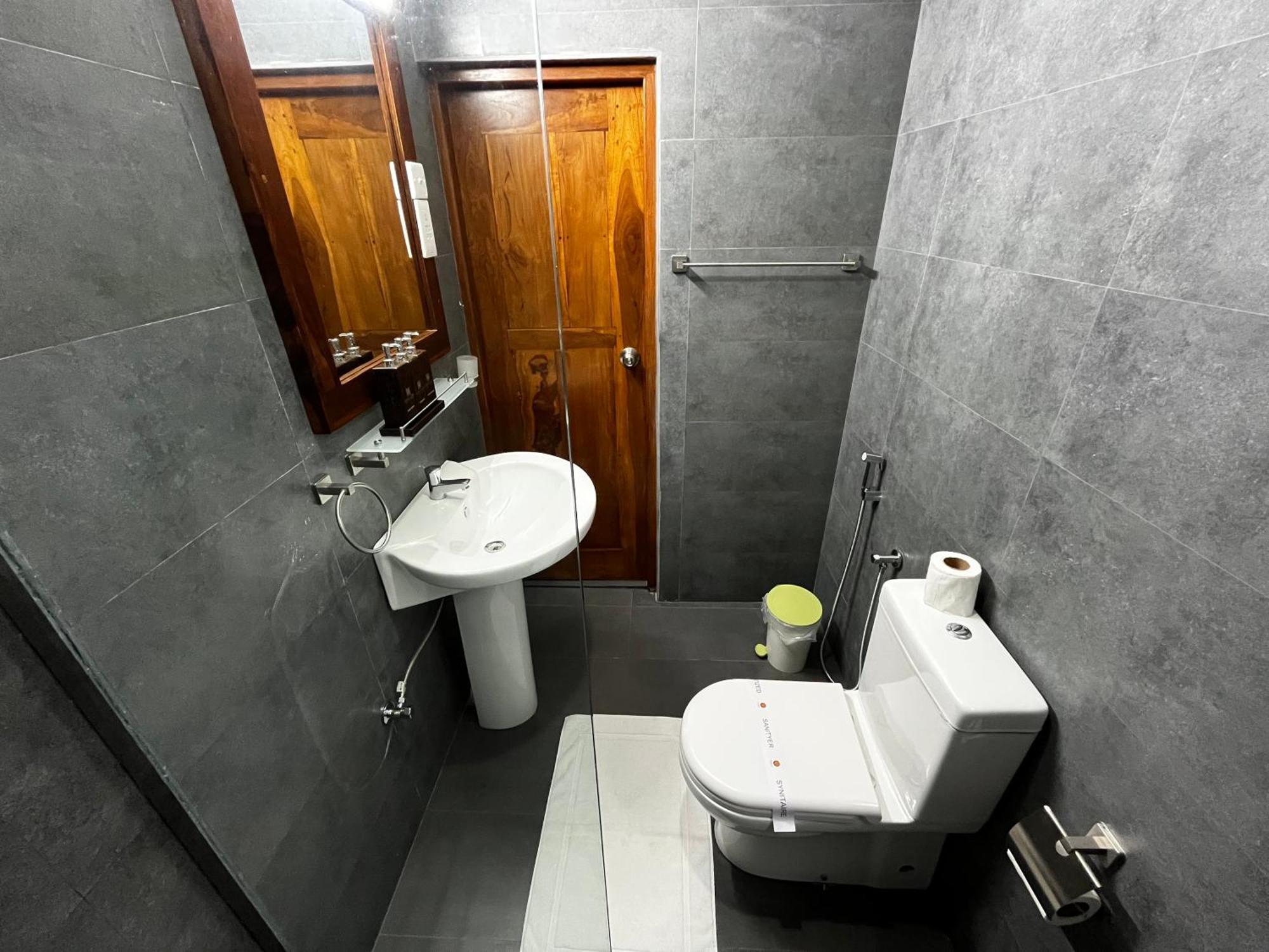 Livin Lush Luxury Retreat Otel Anuradhapura Dış mekan fotoğraf