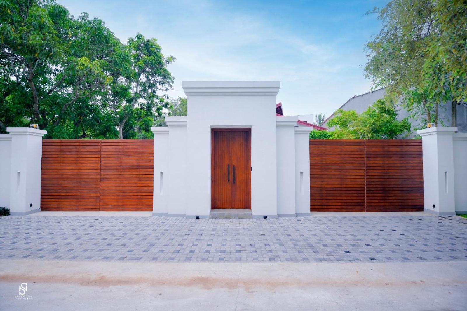 Livin Lush Luxury Retreat Otel Anuradhapura Dış mekan fotoğraf